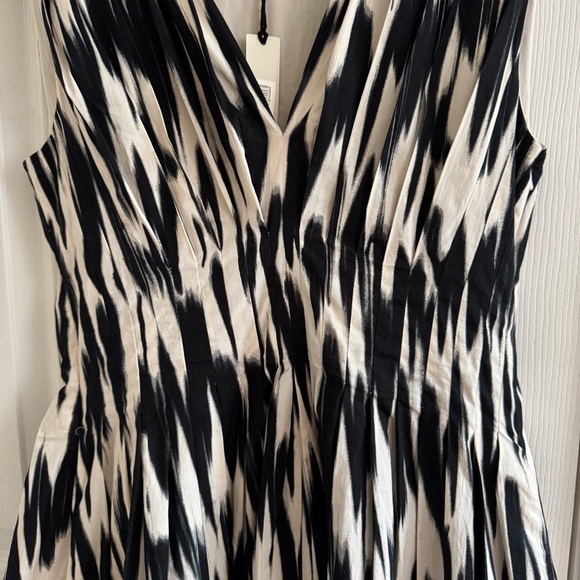 BANANA REPUBLIC Cici Poplin Mini Dress Pleated V Neck - Picture 7 of 12
